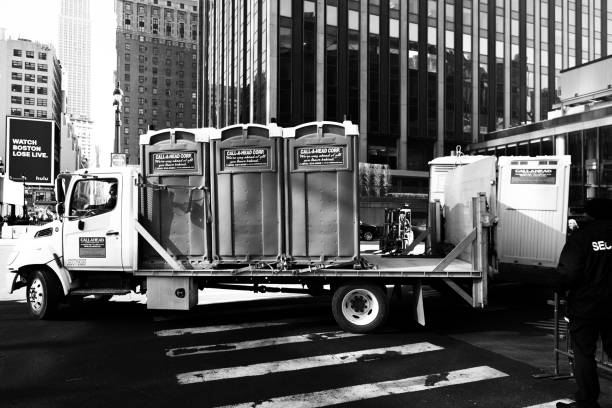 Best Sanitation services for porta potties  in Uniontown, OH